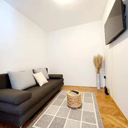 Maja - Free Wifi Apartamento